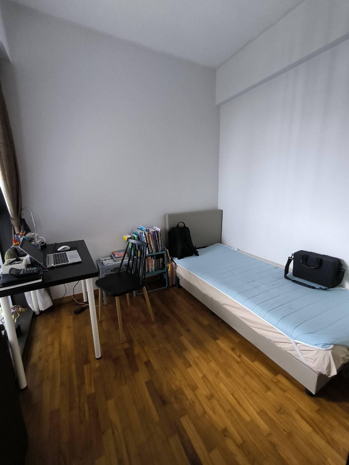 Sims Urban Oasis Condominium Room Rental, $1,900, 1 Bed 1 Bath 624 sqft $3.04 psf