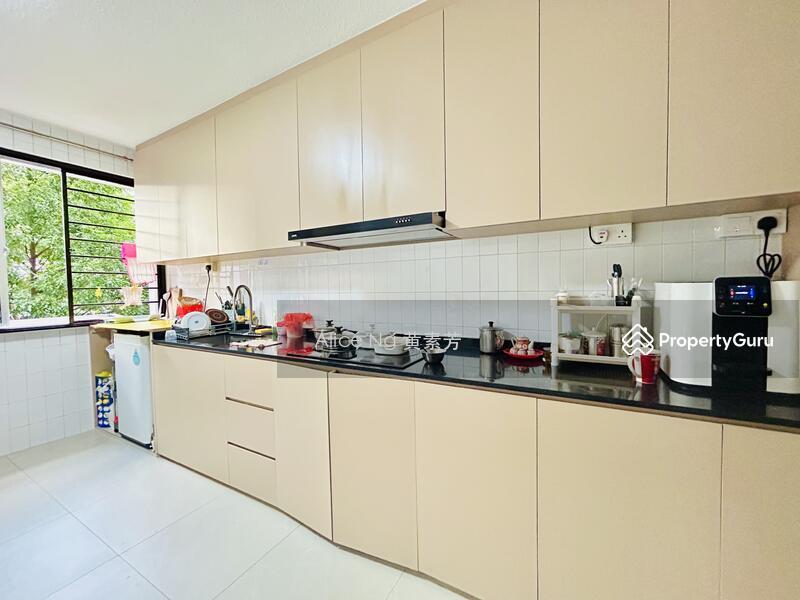 932 Jurong West Street 92
