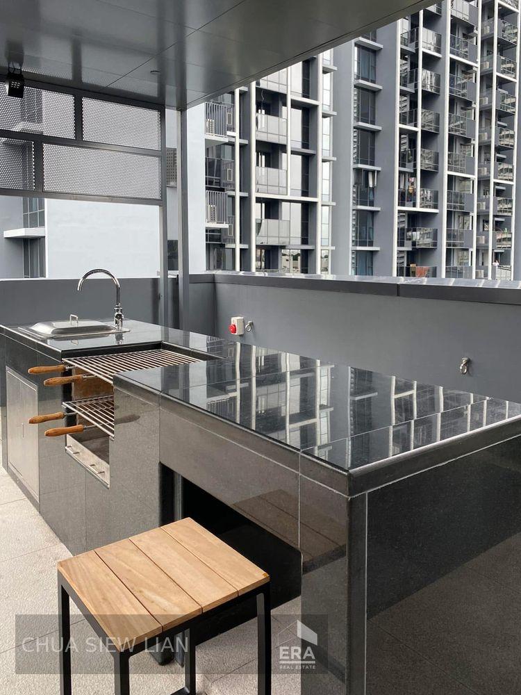Move-in Ready Unit Ideal for One-person Living in the Heart of Bugis