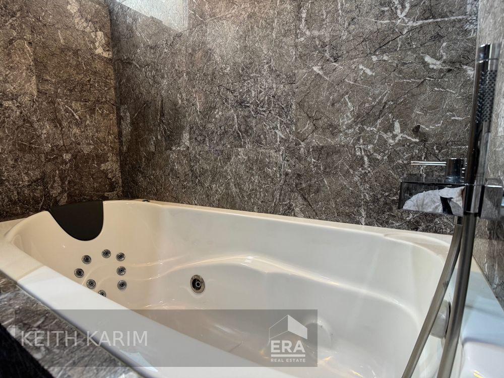 Functional Well Maintained 2, 3 or 4 Bedders With Private Lift!