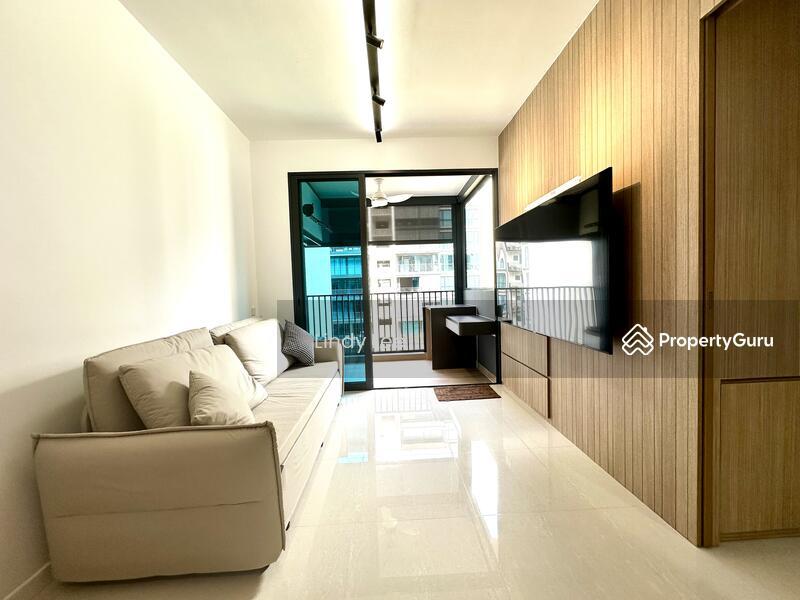 Prop-GPT: Condominium: D18 Tampines Treasure at Tampines