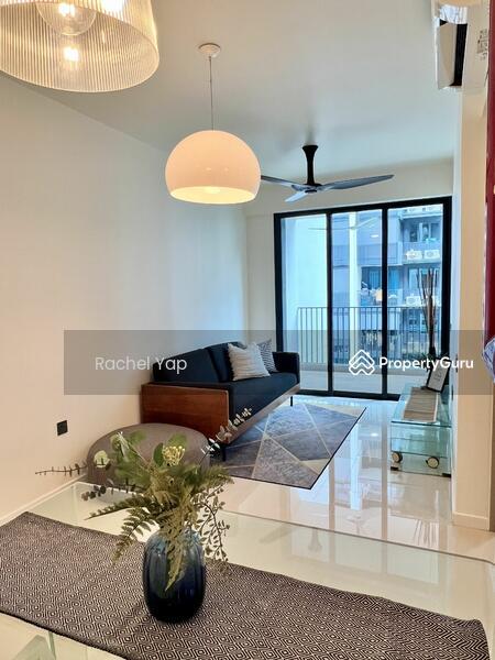 Prop-GPT: Condominium: D18 Tampines Treasure at Tampines