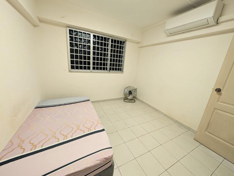 274 Bangkit Road HDB Apartment Room Rental, $800, 1 Bed 1 Bath 96 sqft $8.33 psf