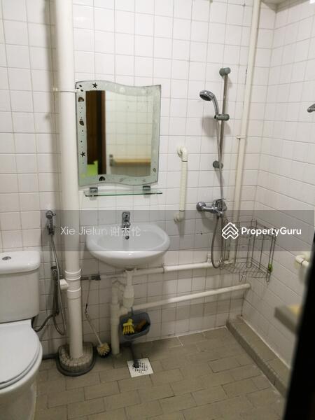 435 Yishun Avenue 6