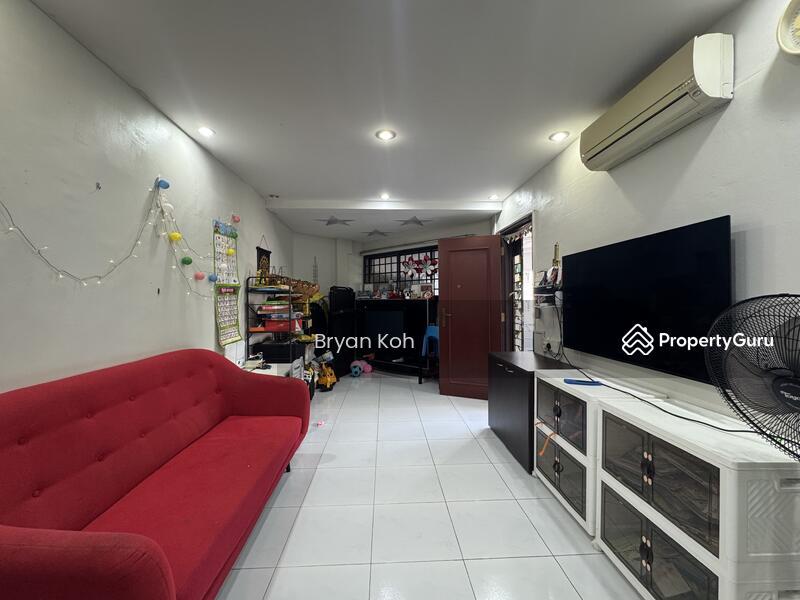 Prop-GPT: HDB Flat: D04  104 Bukit Purmei Road