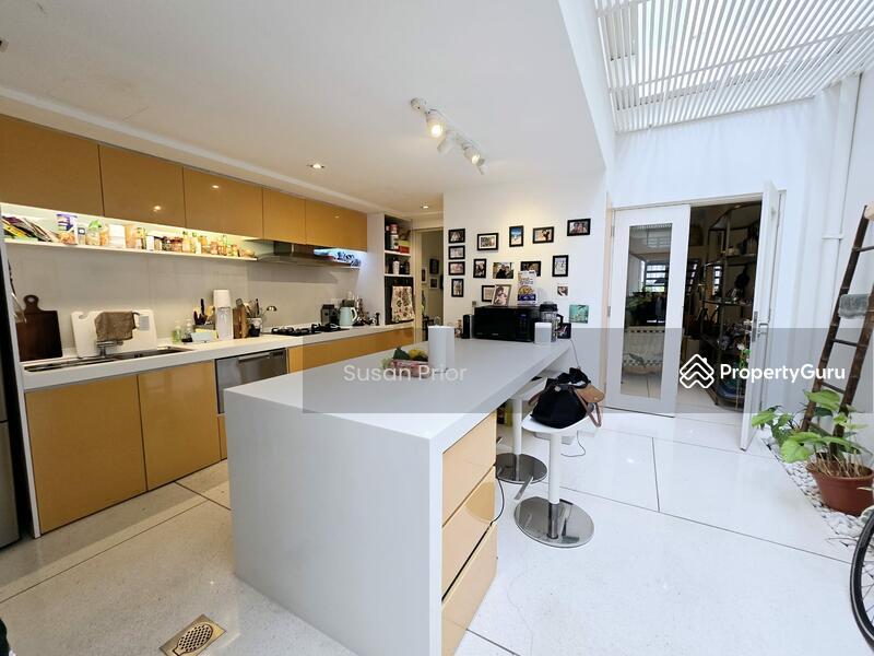 Joo Chiat White Elegance 2+1