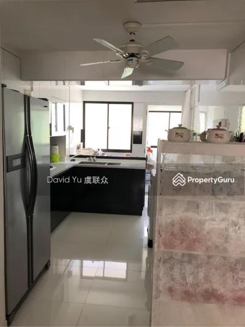 4 Holland Close HDB Apartment For Rent, $3,500, 2 Bed 2 Bath 635 sqft $5.51 psf
