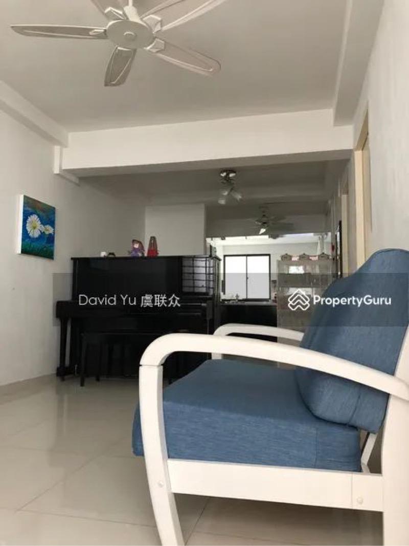 4 Holland Close HDB Apartment For Rent, $3,500, 2 Bed 2 Bath 635 sqft $5.51 psf