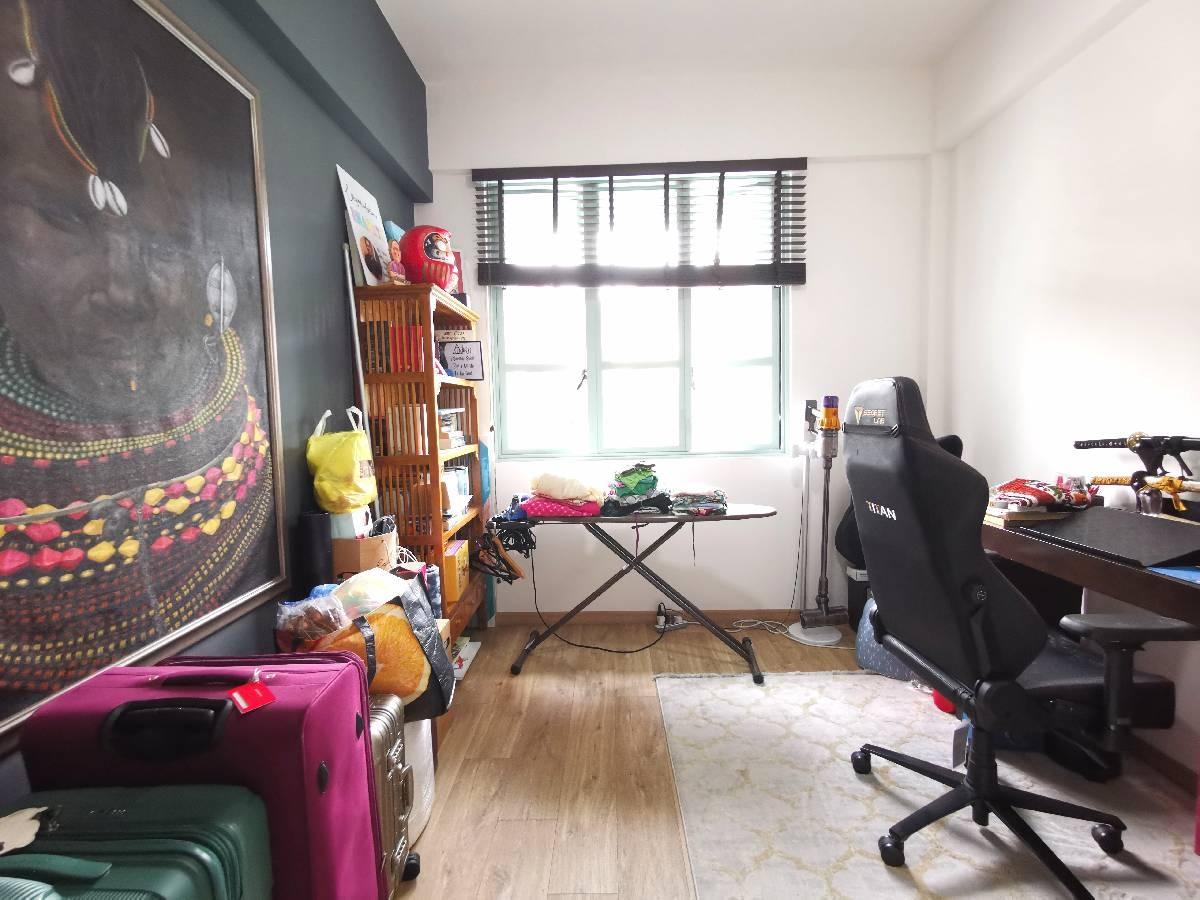 Faber Crest Condominium For Rent, $6,900, 3 Bed 3 Bath 1,744 sqft $3.96 psf