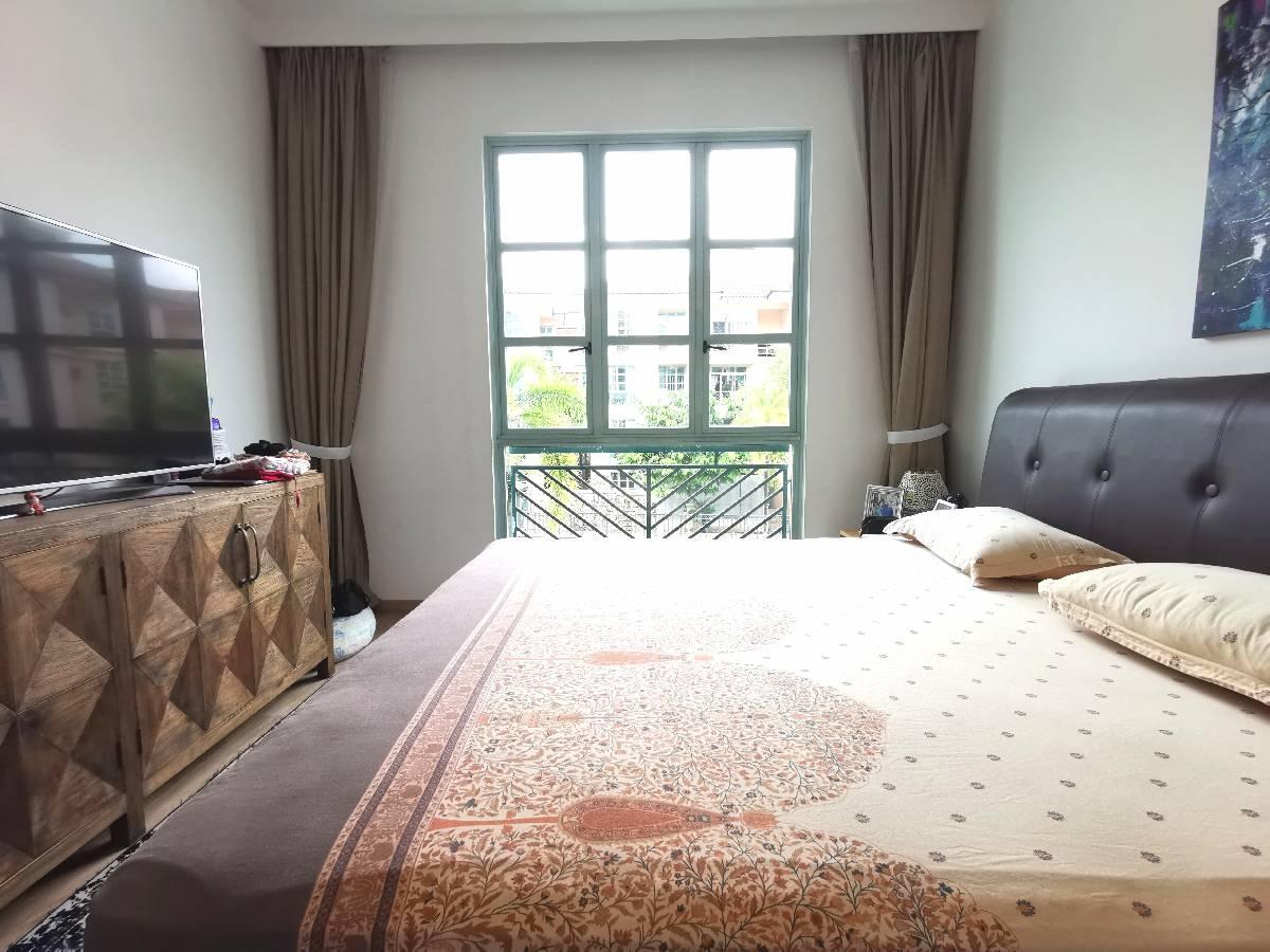 Faber Crest Condominium For Rent, $6,900, 3 Bed 3 Bath 1,744 sqft $3.96 psf