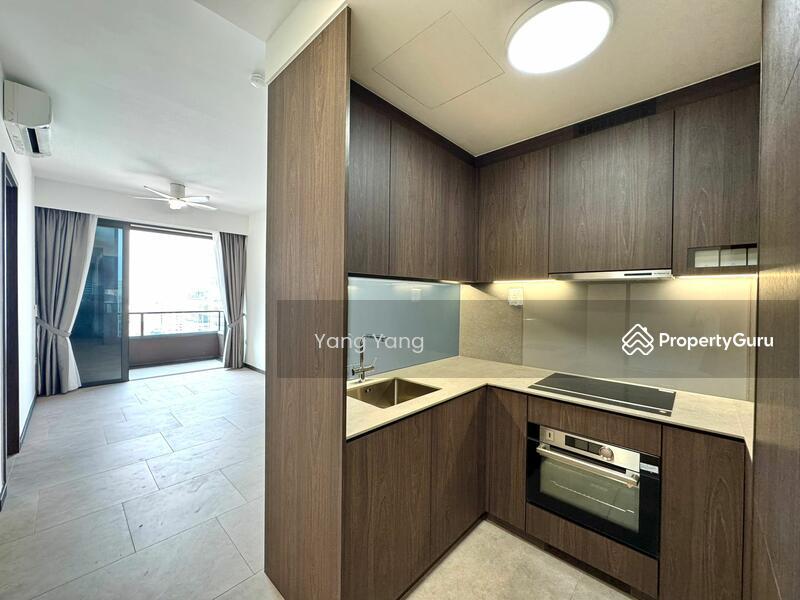 Prop-GPT: Condominium: D07 Middle Road Midtown Modern