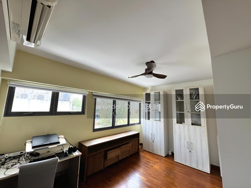Goldenhill Villas