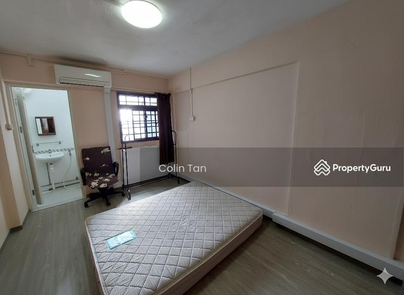 Prop-GPT: HDB Flat: D27 Yishun 112 Yishun Ring Road