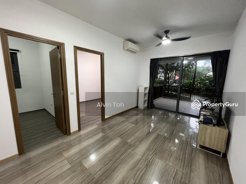 Prop-GPT: Condominium: D22 Boon Lay Lakeville