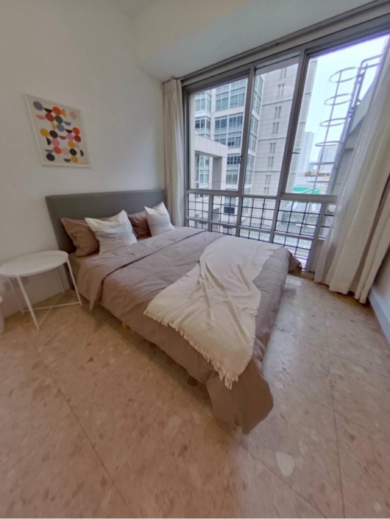 Prop-GPT: Condominium: D09 Oxley UE Square