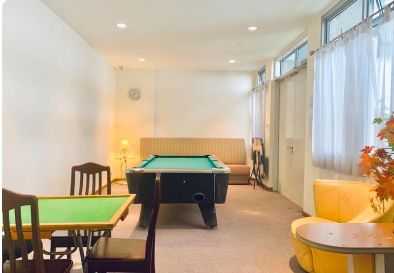 UE Square Condominium Room Rental, $1,899, 1 Bed 1 Bath 220 sqft $8.63 psf