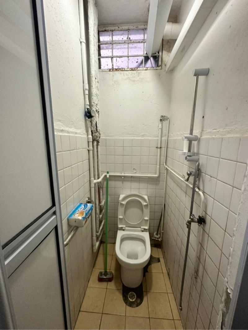 8 Lorong 7 Toa Payoh HDB Apartment For Rent, $3,2492 Bath 85,960 sqft $0.04 psf