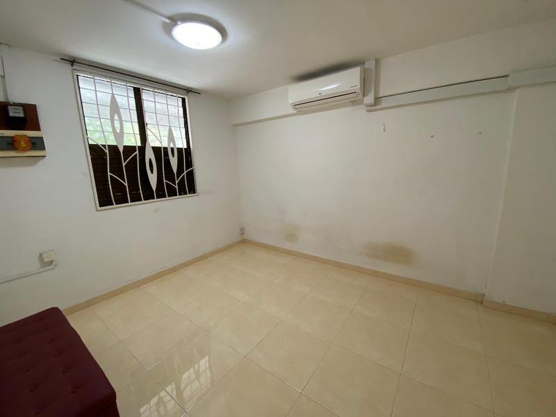 8 Lorong 7 Toa Payoh HDB Apartment For Rent, $3,2492 Bath 85,960 sqft $0.04 psf