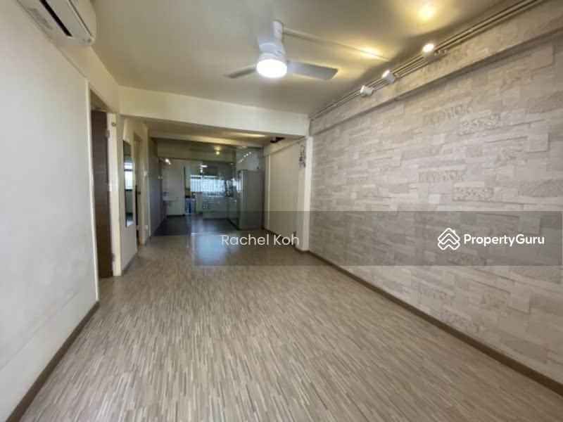 Prop-GPT: HDB Flat: D14 Geylang 52 Sims Place