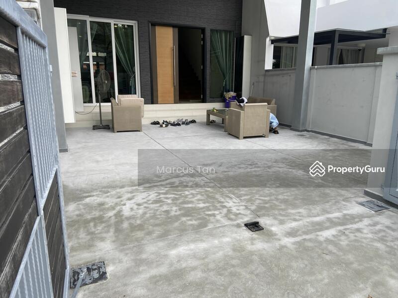 Prop-GPT: Terrace: D28  Sunrise Villa