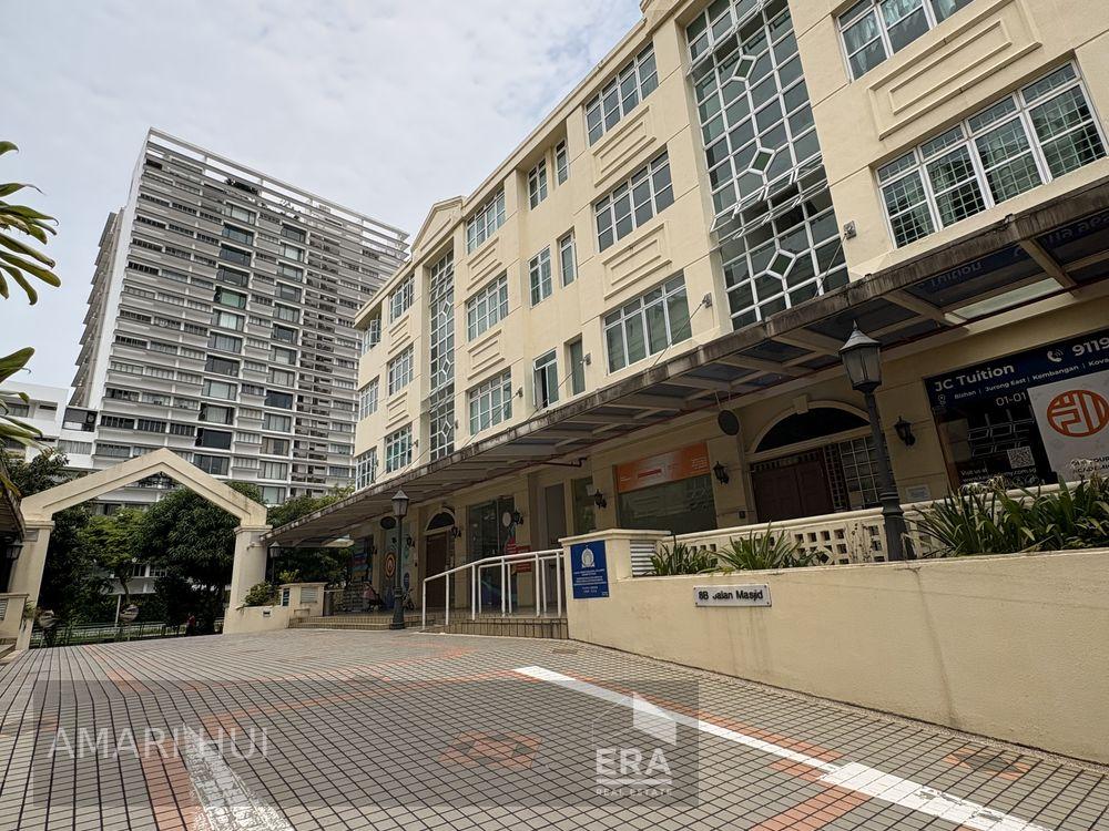 Prop-GPT: Terrace: D14 Kembangan Kingston Terrace