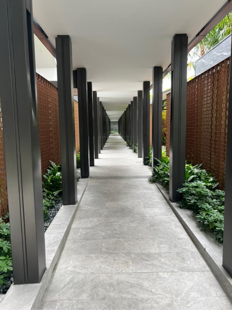 LIV @ MB Condominium For Rent, $8,100, 3 Bed 2 Bath 1,216 sqft $6.66 psf