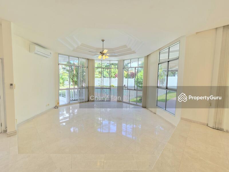 Prop-GPT: Bungalow: D10  Yarwood Avenue Near King Albert MRT