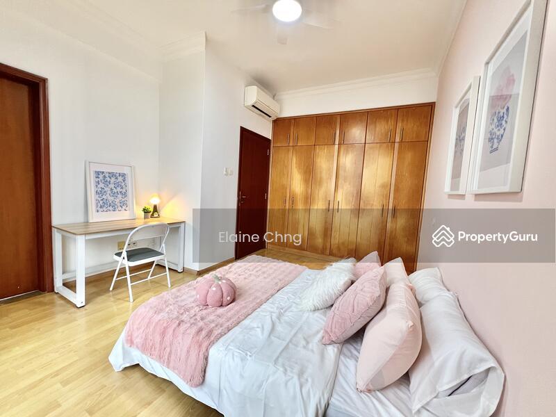 Prop-GPT: Condominium: D14 Geylang 15 minutes on the MRT into the CBD. Near to James Cook, SMU, Kaplan & PSB Academy