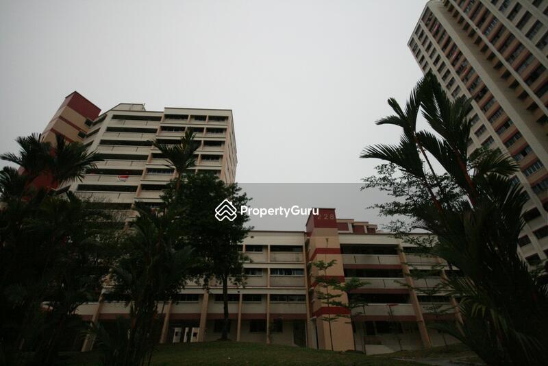228 Jurong East Street 21