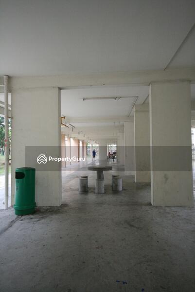 228 Jurong East Street 21