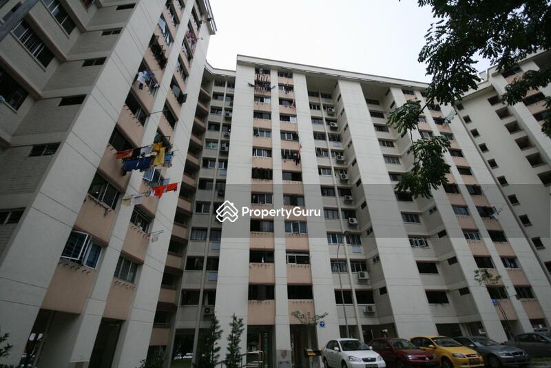 228 Jurong East Street 21