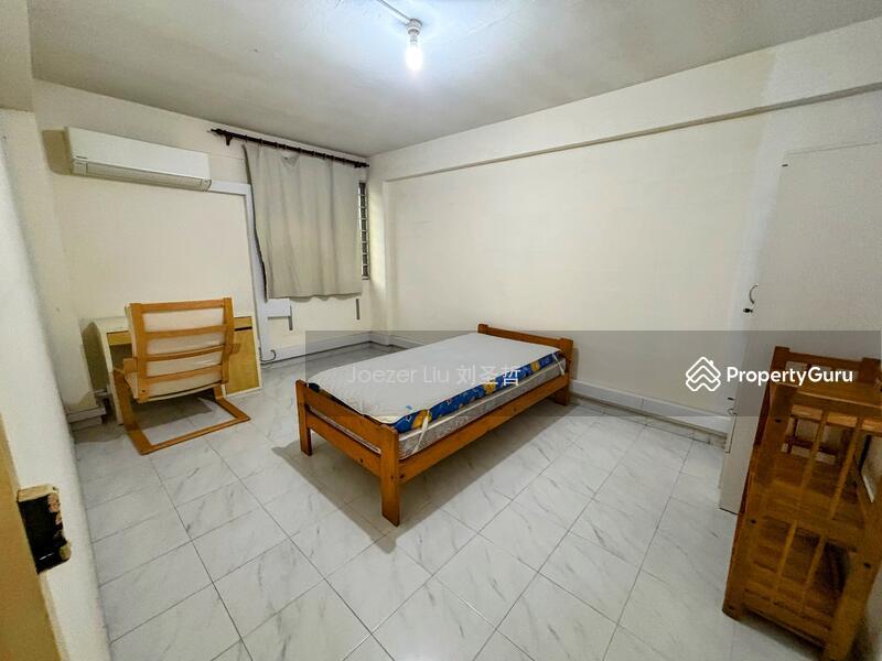 83 Commonwealth Close