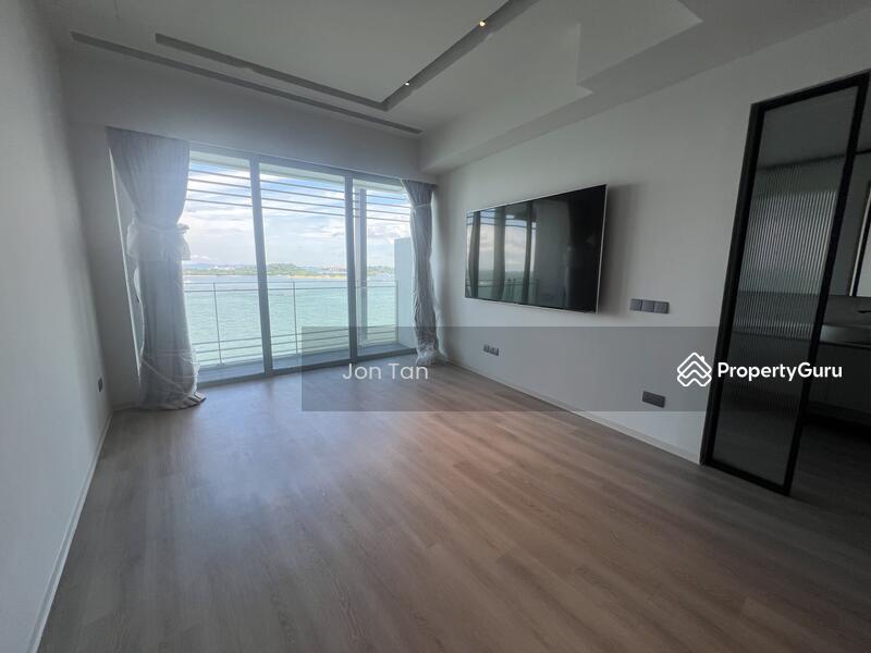 The Oceanfront @ Sentosa Cove