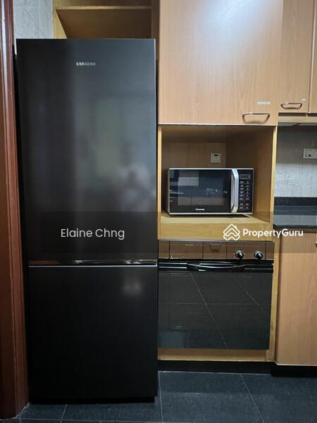 Less than 5 mins to SIM, Ngee Ann ,15 mins to NUS , King Albert MRT at your door step