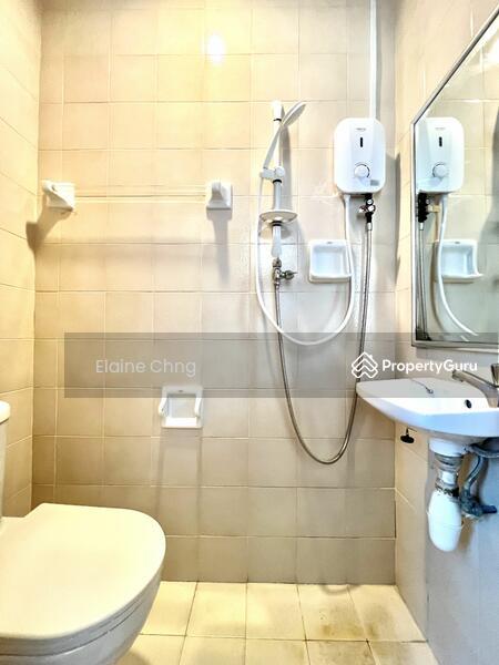 Less than 5 mins to SIM, Ngee Ann ,15 mins to NUS , King Albert MRT at your door step