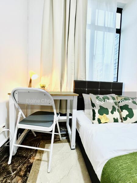 Less than 5 mins to SIM, Ngee Ann ,15 mins to NUS , King Albert MRT at your door step