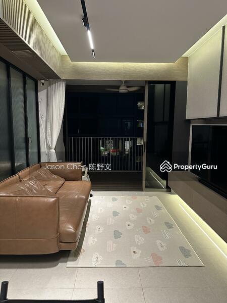 Prop-GPT: Condominium: D19  Rivercove Residences EC