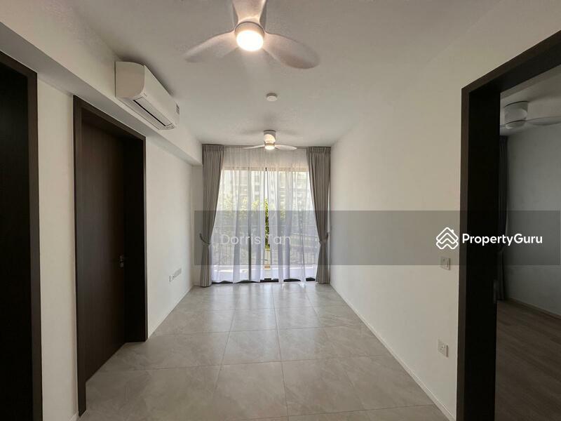 Prop-GPT: Condominium: D27 Yishun The Watergardens at Canberra