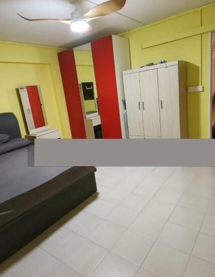 715 Yishun Street 71 HDB Apartment Room Rental, $999, 1 Bed 1 Bath 161 sqft $6.20 psf