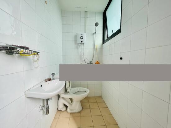 Prop-GPT: Condominium: D22 Jurong Westmere