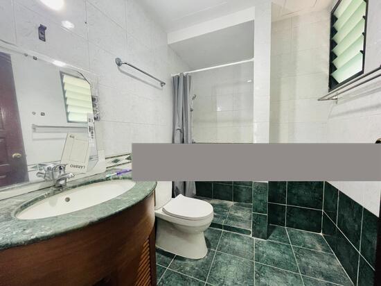 Westmere Condominium Room Rental, $1,200, 1 Bed 1 Bath 108 sqft $11.11 psf