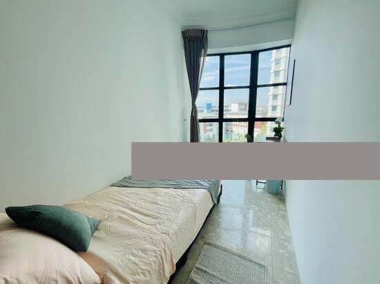 Westmere Condominium Room Rental, $1,200, 1 Bed 1 Bath 108 sqft $11.11 psf