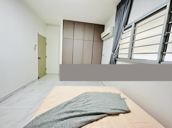 Prop-GPT: Condominium: D10 Holland Ridgewood Condominium