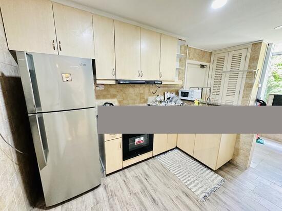 Euro-Asia Court Apartment Room Rental, $2,400, 1 Bed 1 Bath 118 sqft $20.34 psf