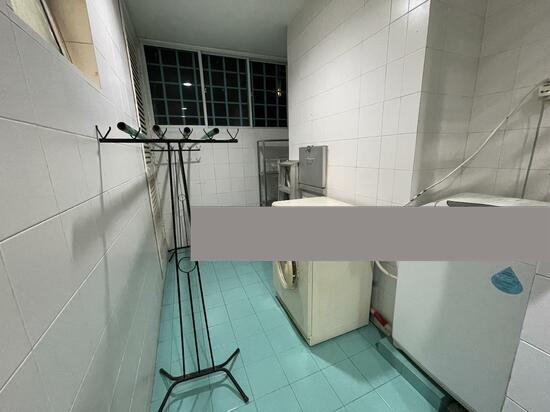 Euro-Asia Court Apartment Room Rental, $2,400, 1 Bed 1 Bath 118 sqft $20.34 psf