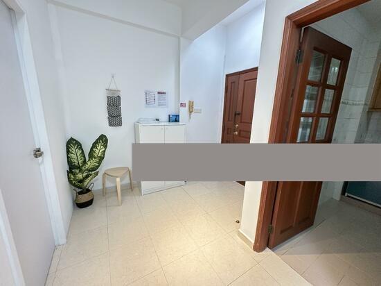 Hillview Heights Condominium Room Rental, $1,250, 1 Bed 2 Bath 108 sqft $11.57 psf