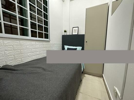 Hillview Heights Condominium Room Rental, $1,250, 1 Bed 2 Bath 108 sqft $11.57 psf