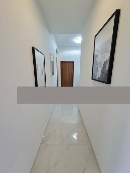 183 Longhaus Condominium Room Rental, $1,400, 1 Bed 1 Bath 108 sqft $12.96 psf