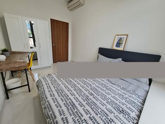 183 Longhaus Condominium Room Rental, $1,400, 1 Bed 1 Bath 108 sqft $12.96 psf