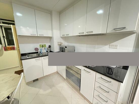 Meraprime Condominium Room Rental, $2,550, 1 Bed 1 Bath 118 sqft $21.61 psf